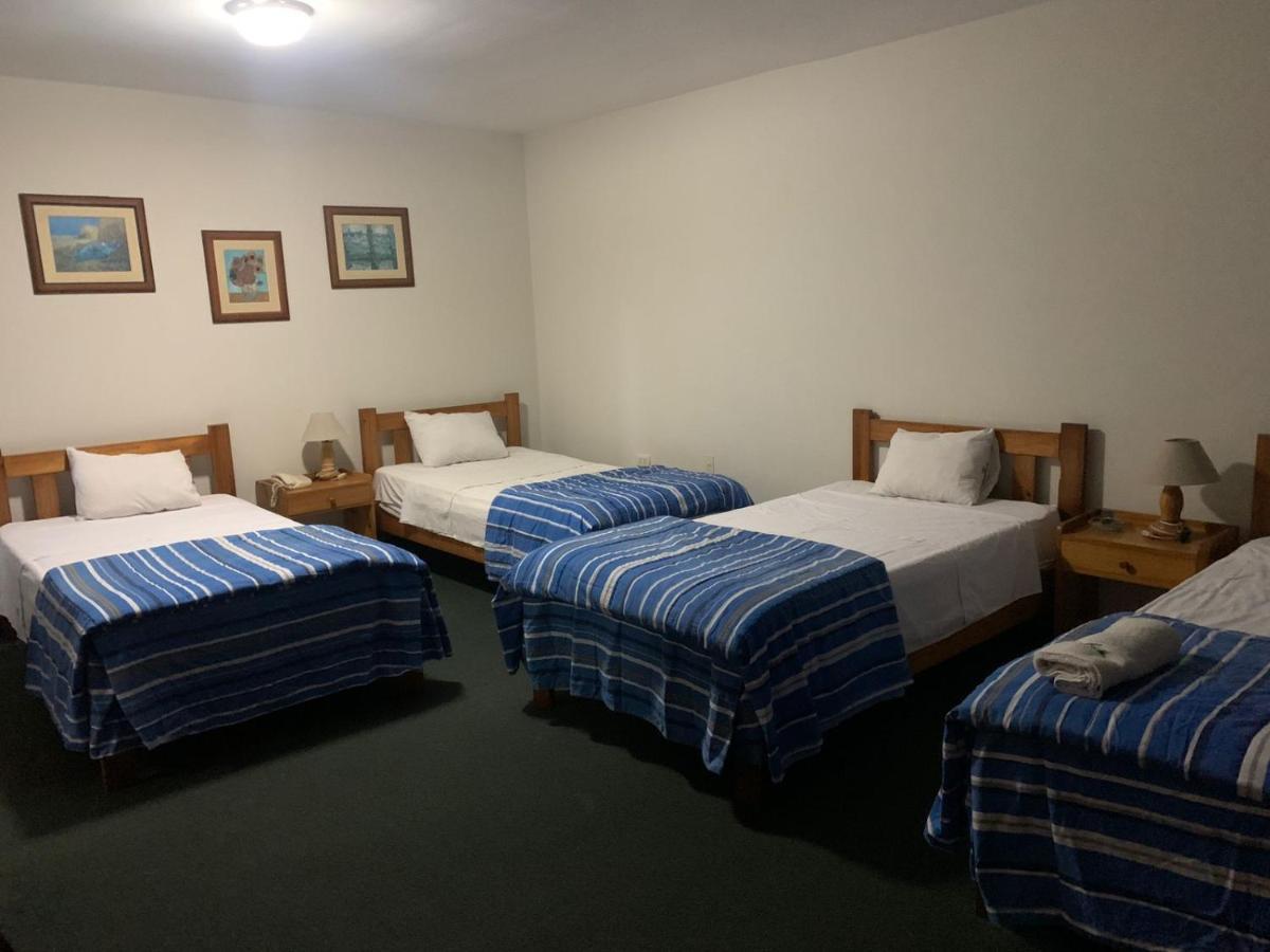 Hotel Las Mercedes Trujillo Bagian luar foto